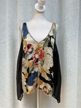 Elizabeth and James floral v neck silk top blouse